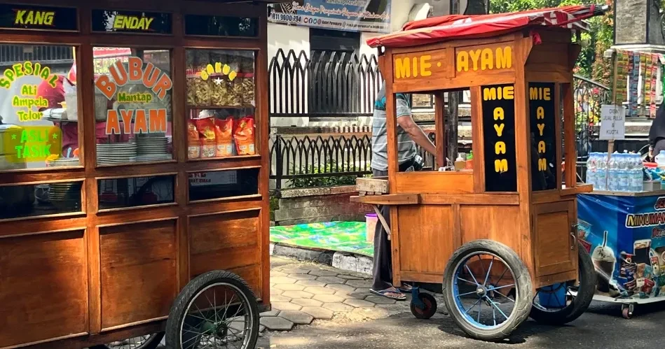 Los Angeles Street Food Guide: Top Dishes & Best Food Spots